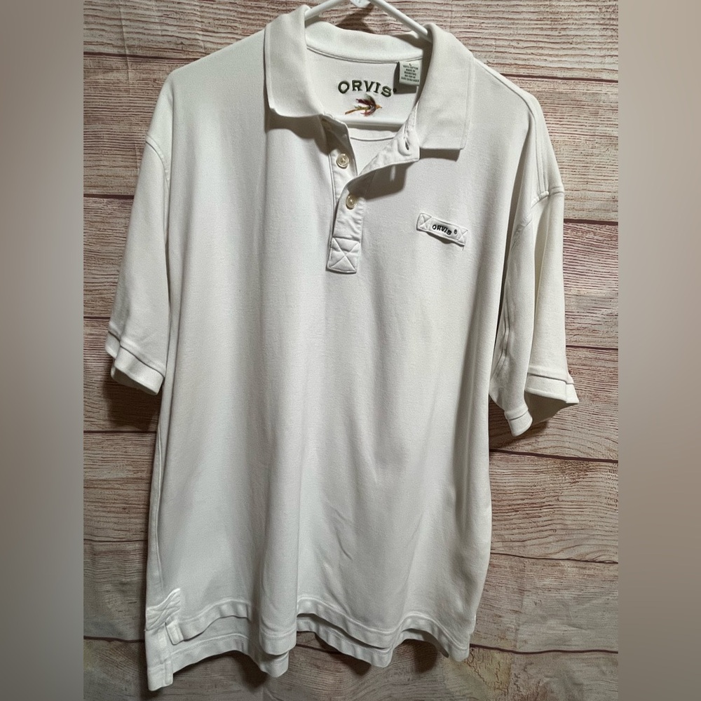 Orvis Men's white Polo Shirt size large. Excellent condition.